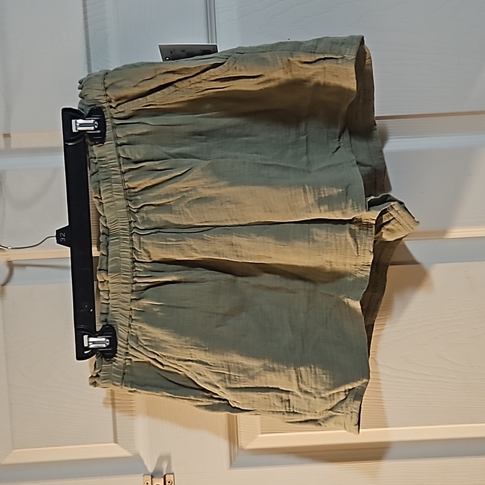 O’Neill Women’s Carla Shorts: GREEN: NEW WITH TAGS: SIZE L